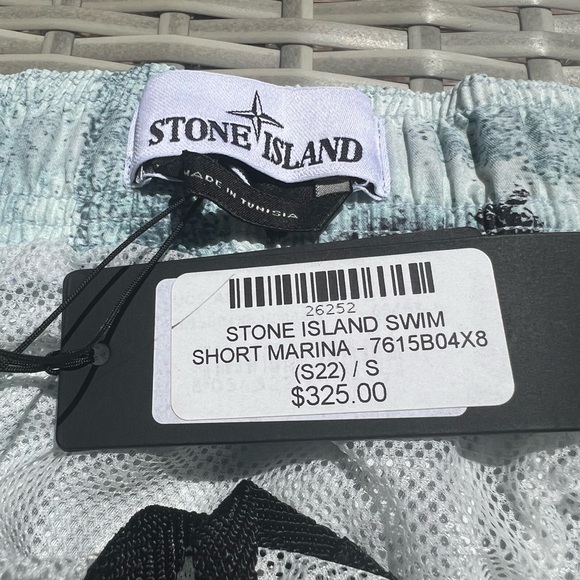 Stone Island Men's Blue Reef Camo Swim Shorts Size Small NWT Designer Resort - Picture 6 of 16
